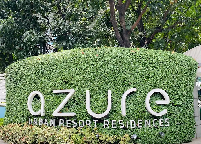 Azure Staycation Apartahotel
